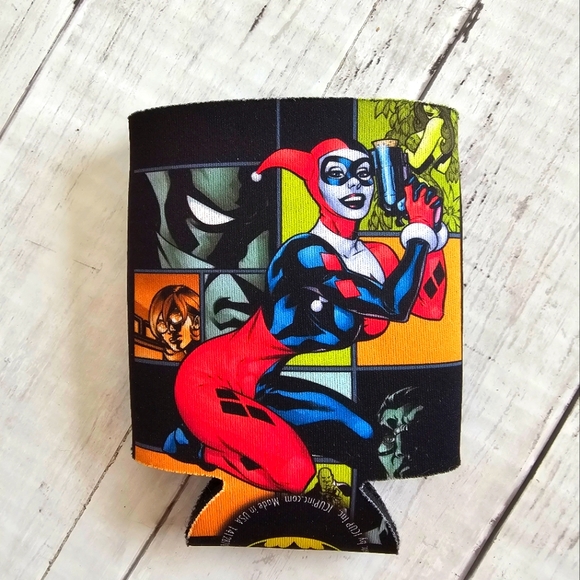 DC Comics Original Collectible Harley Quinn Drink Coozie Black Red Blue Summer - Picture 3 of 3